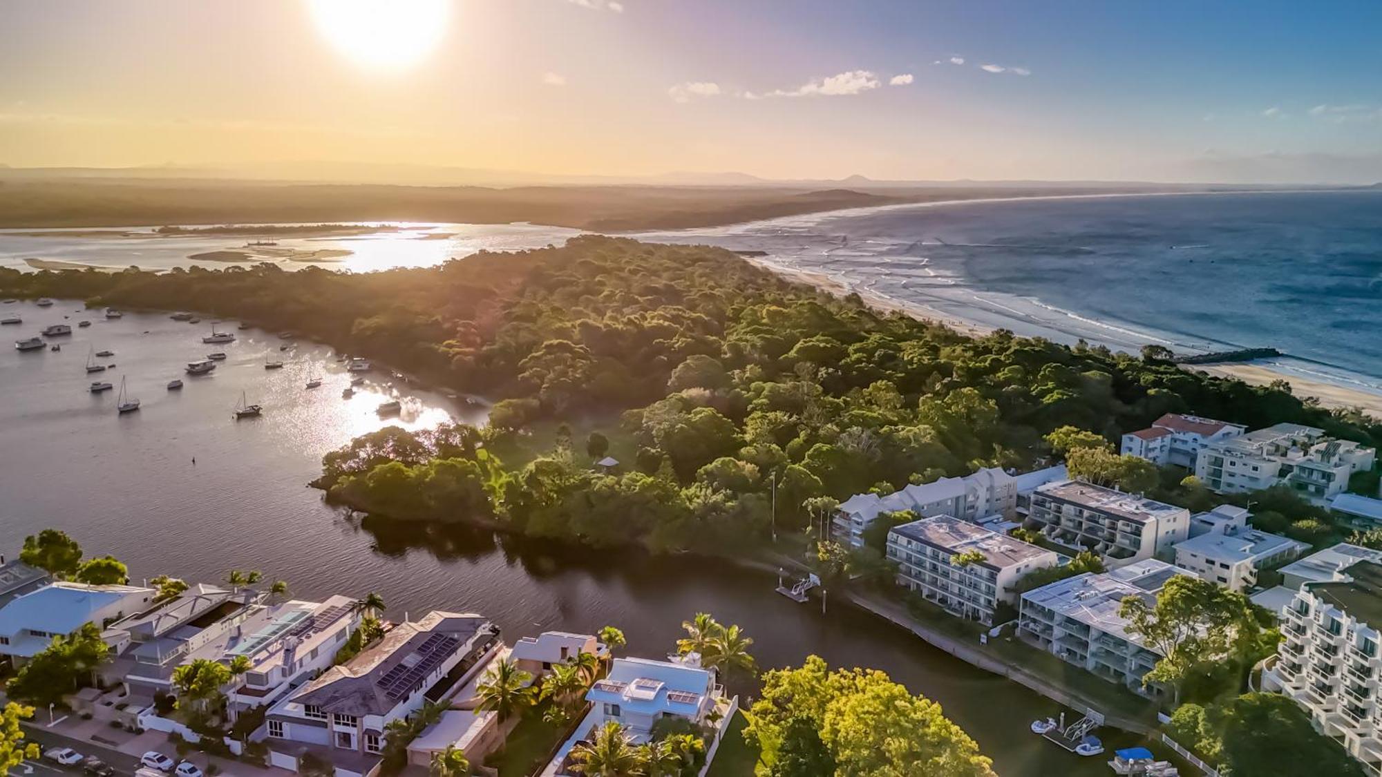 Aparthotel Jacaranda Noosa Extérieur photo